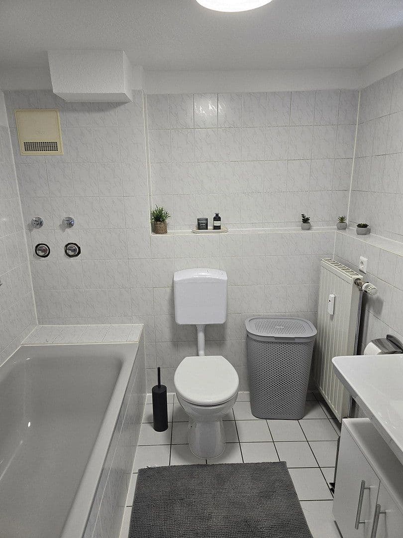 Prenájom bytu 1-izbový 40 m², Kornblumenstraße 6, Öhringen, Bádensko-Wurttembersko Prenájom bytu 1-izbový 40 m², Kornblumenstraße 6, Öhringen, Bádensko-Wurttembersko