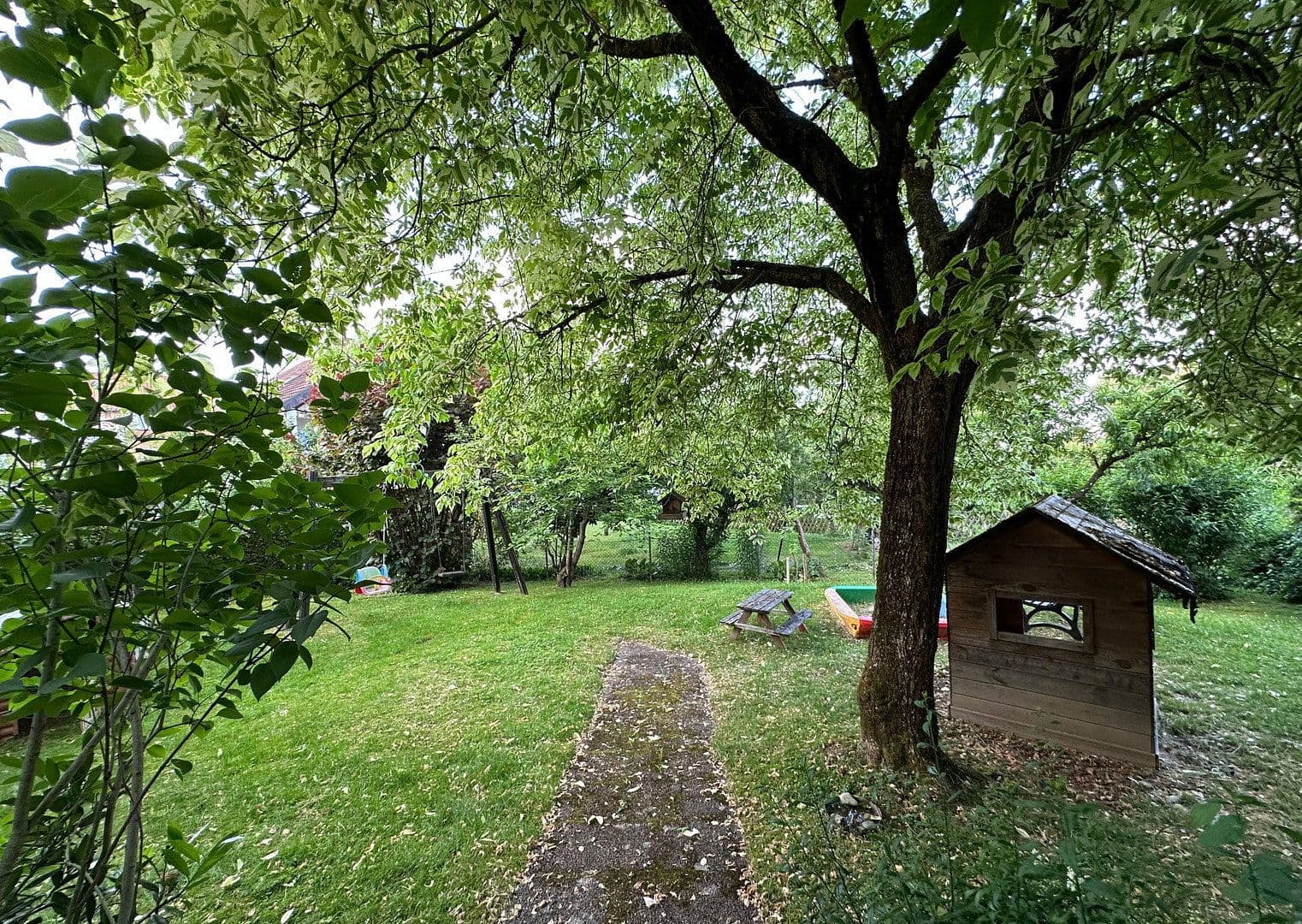 Predaj bytu 3-izbový 85 m², Bahnhofstraße, Schwaikheim, Bádensko-Wurttembersko Predaj bytu 3-izbový 85 m², Bahnhofstraße, Schwaikheim, Bádensko-Wurttembersko