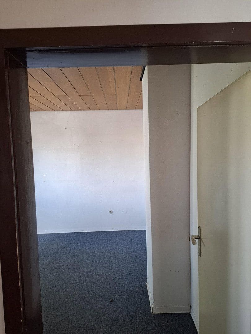 Predaj domu 170 m², pozemok 564 m², Eppelheim, Bádensko-Wurttembersko Predaj domu 170 m², pozemok 564 m², Eppelheim, Bádensko-Wurttembersko