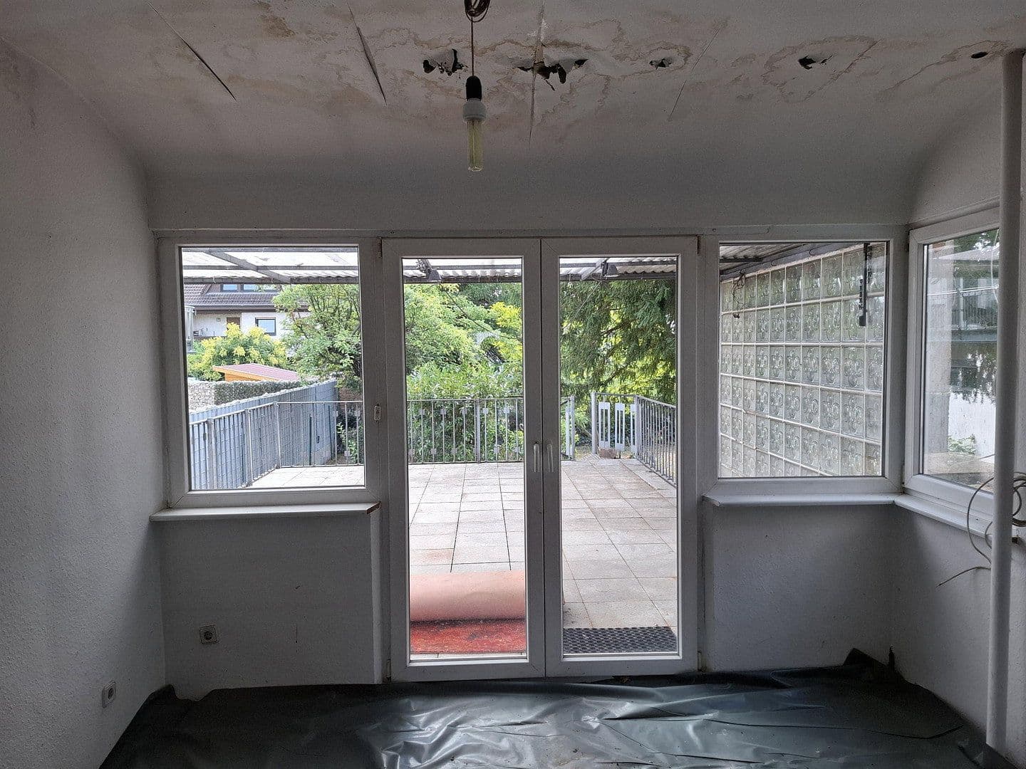 Predaj domu 170 m², pozemok 564 m², Eppelheim, Bádensko-Wurttembersko Predaj domu 170 m², pozemok 564 m², Eppelheim, Bádensko-Wurttembersko