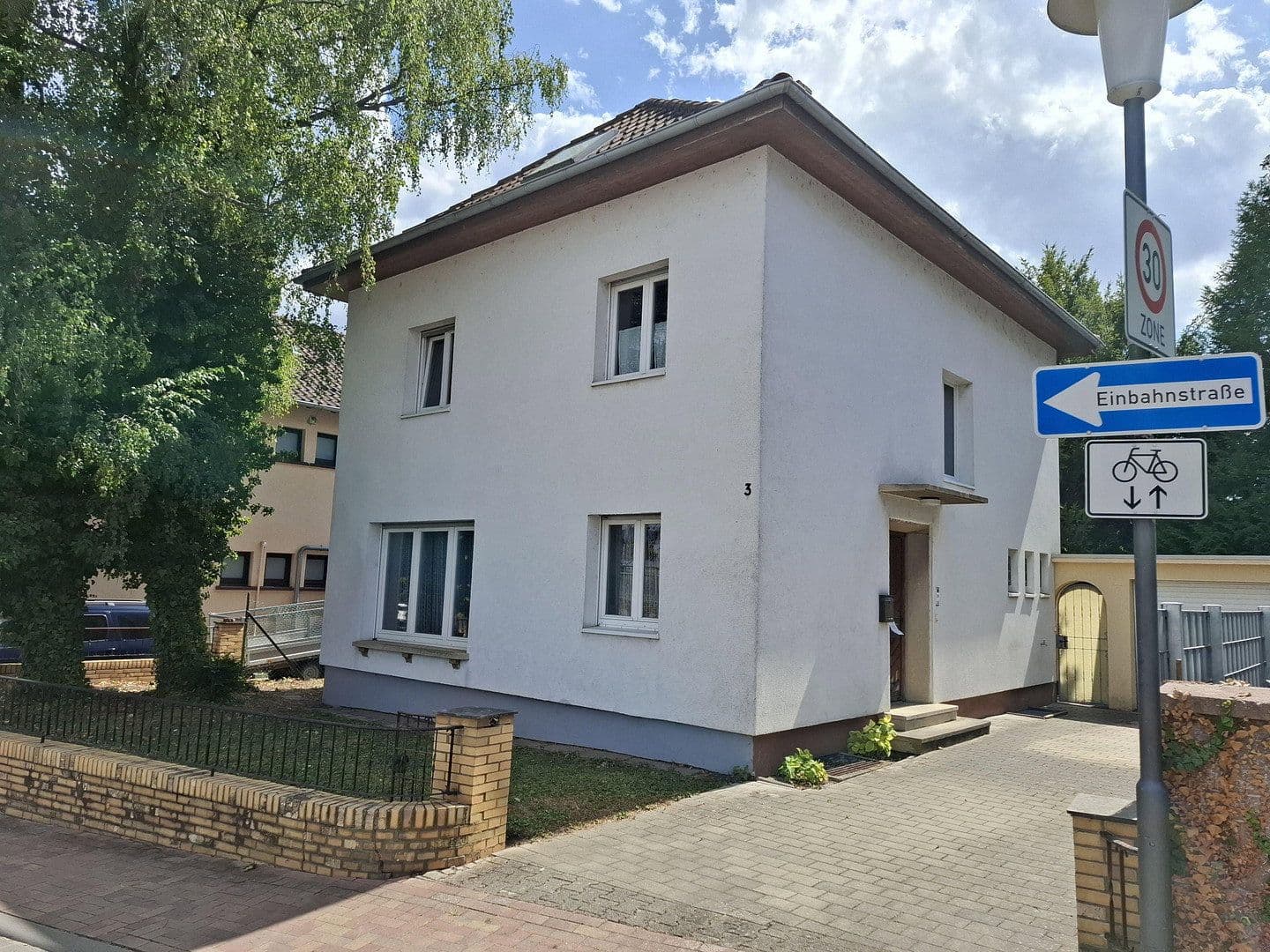 Predaj domu 170 m², pozemok 564 m², Eppelheim, Bádensko-Wurttembersko Predaj domu 170 m², pozemok 564 m², Eppelheim, Bádensko-Wurttembersko