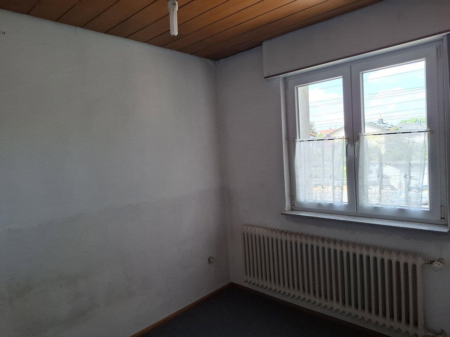 Predaj domu 170 m², pozemok 564 m², Eppelheim, Bádensko-Wurttembersko Predaj domu 170 m², pozemok 564 m², Eppelheim, Bádensko-Wurttembersko
