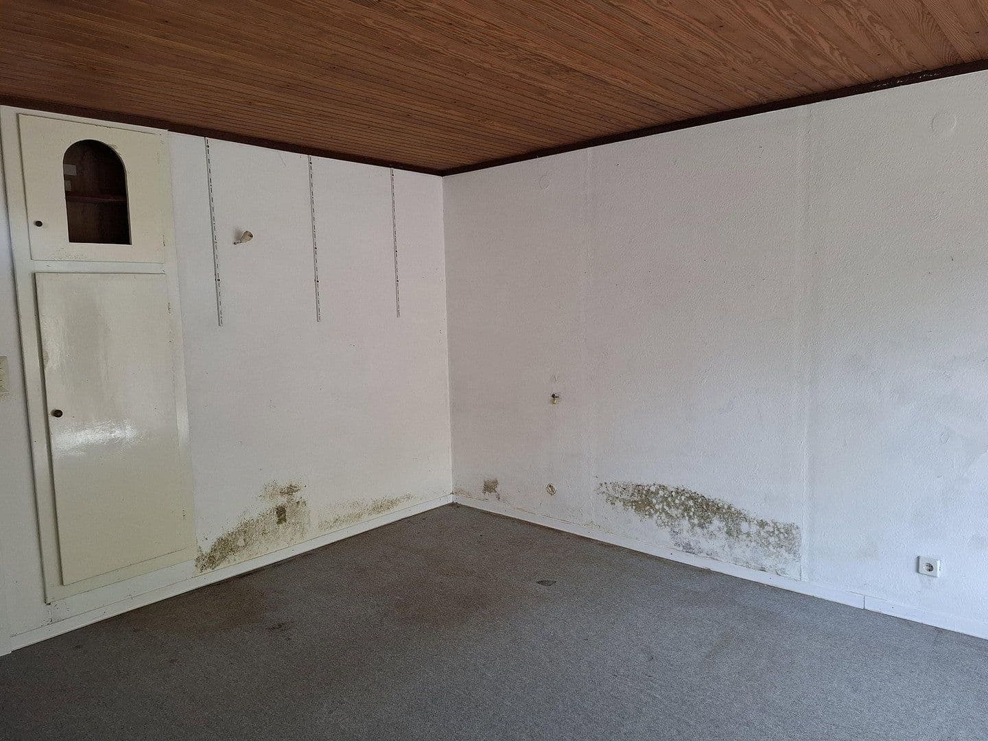 Predaj domu 170 m², pozemok 564 m², Eppelheim, Bádensko-Wurttembersko Predaj domu 170 m², pozemok 564 m², Eppelheim, Bádensko-Wurttembersko