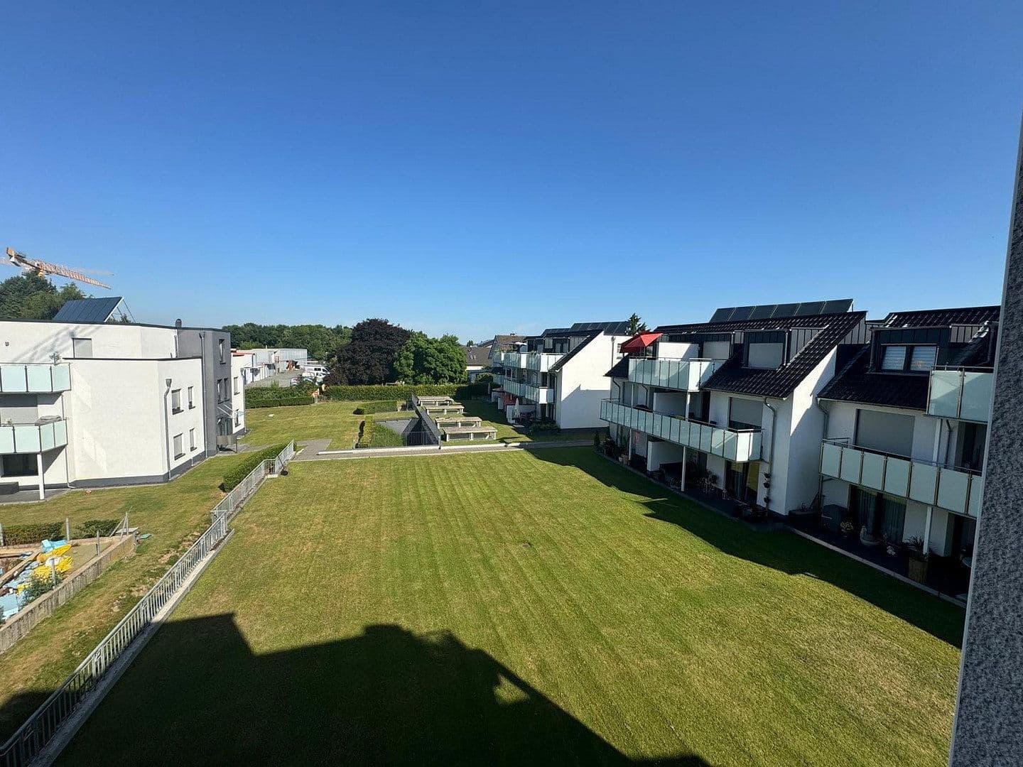 Prenájom bytu 3-izbový 87 m², Berliner Straße 55, Niederkassel, Severné Porýnie - Westfálsko Prenájom bytu 3-izbový 87 m², Berliner Straße 55, Niederkassel, Severné Porýnie - Westfálsko