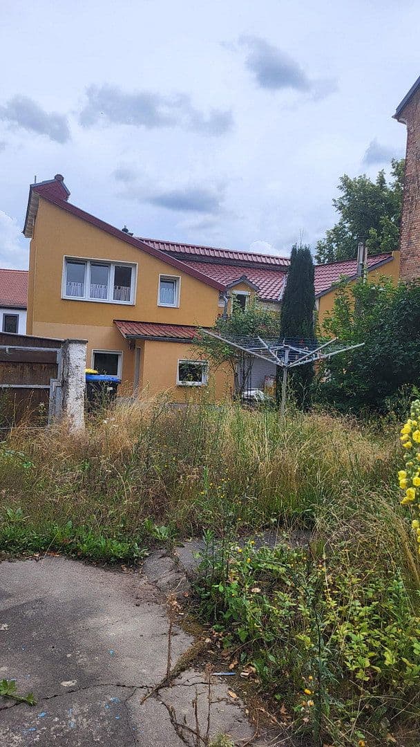 Predaj domu 180 m², pozemok 180 m², Georgenbeerg 8a, Naumburg (Saale), Sasko-Anhaltsko Predaj domu 180 m², pozemok 180 m², Georgenbeerg 8a, Naumburg (Saale), Sasko-Anhaltsko
