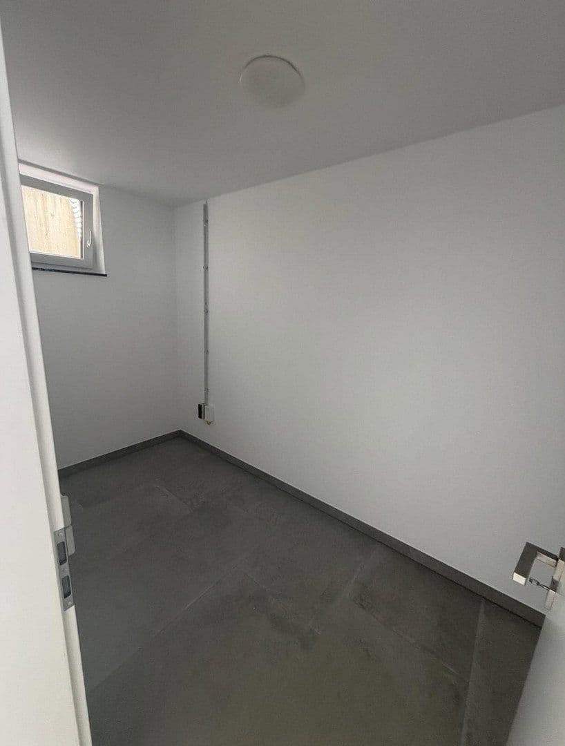 Prenájom bytu 2-izbový 75 m², Gäufelden, Bádensko-Wurttembersko Prenájom bytu 2-izbový 75 m², Gäufelden, Bádensko-Wurttembersko
