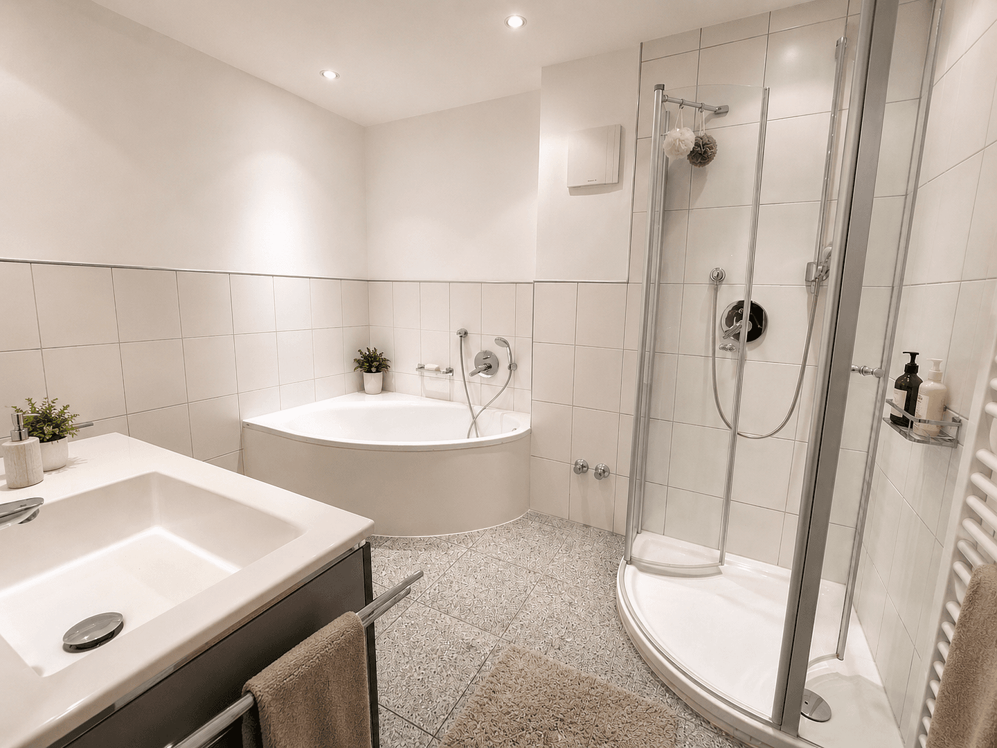 Predaj bytu 5-izbový 168 m², Kreuzstraße 84A, Bergrheinfeld, Bavorsko Predaj bytu 5-izbový 168 m², Kreuzstraße 84A, Bergrheinfeld, Bavorsko