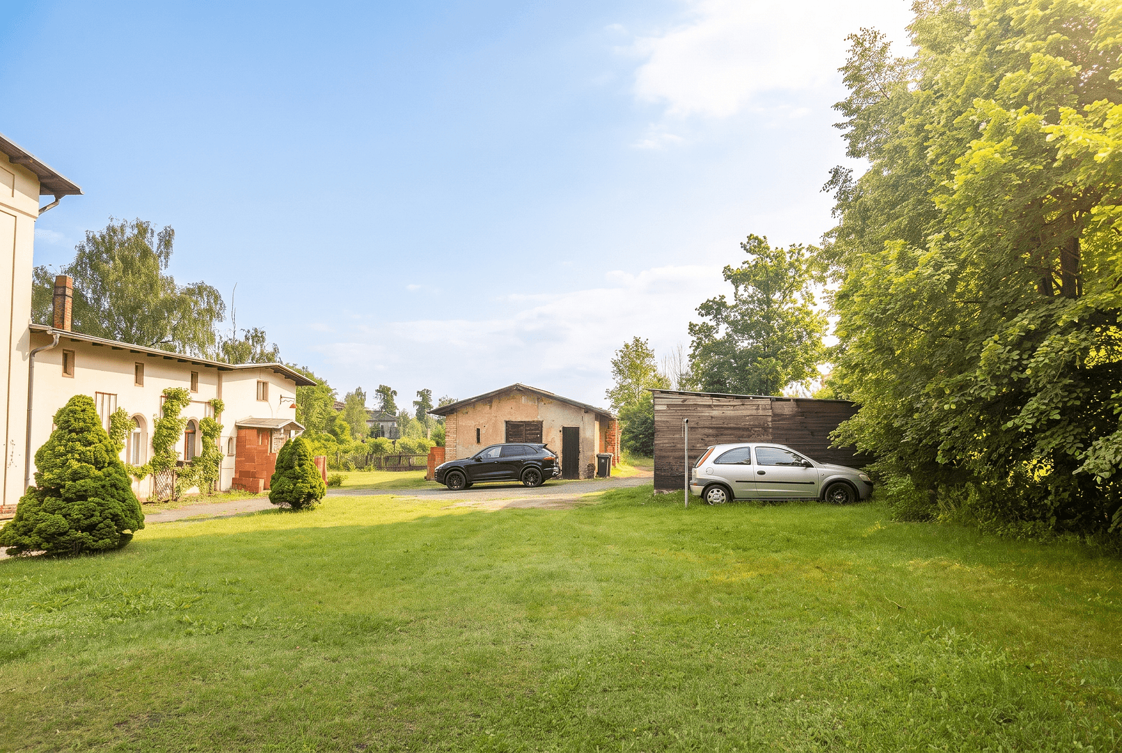 Predaj domu 140 m², pozemok 3.683 m², Colditzer Landstr. 7 + 9, Grimma, Sasko Predaj domu 140 m², pozemok 3.683 m², Colditzer Landstr. 7 + 9, Grimma, Sasko