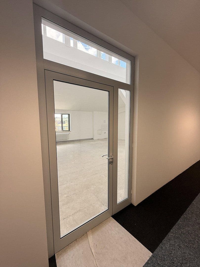 Prenájom kancelárie 57 m², Äußere Oybiner Straße 16, Žitava, Sasko Prenájom kancelárie 57 m², Äußere Oybiner Straße 16, Žitava, Sasko