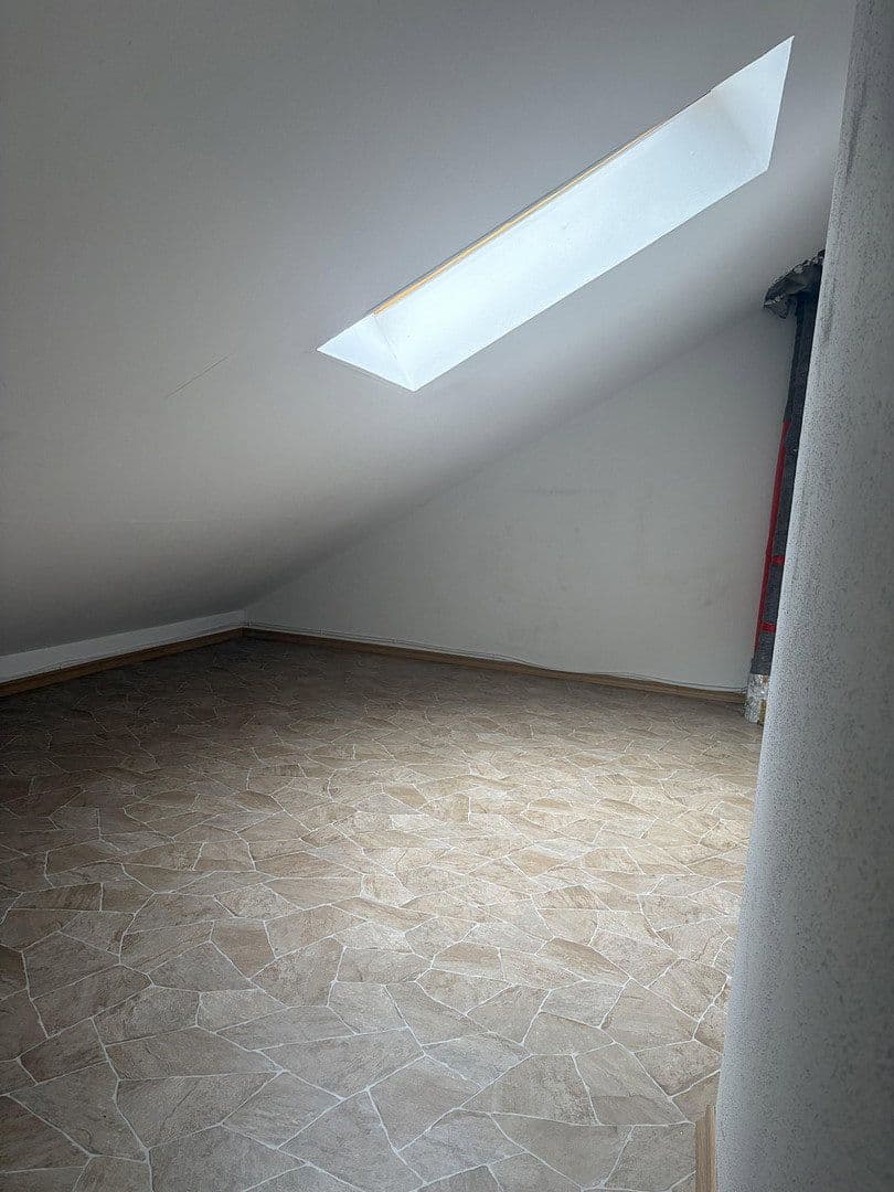 Predaj domu 109 m², pozemok 203 m², Am Schmidfeld 18a, Salzweg, Bavorsko Predaj domu 109 m², pozemok 203 m², Am Schmidfeld 18a, Salzweg, Bavorsko