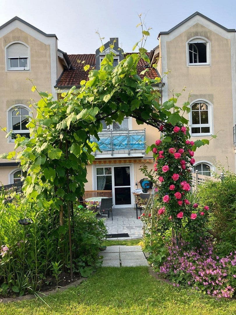 Predaj domu 109 m², pozemok 203 m², Am Schmidfeld 18a, Salzweg, Bavorsko Predaj domu 109 m², pozemok 203 m², Am Schmidfeld 18a, Salzweg, Bavorsko