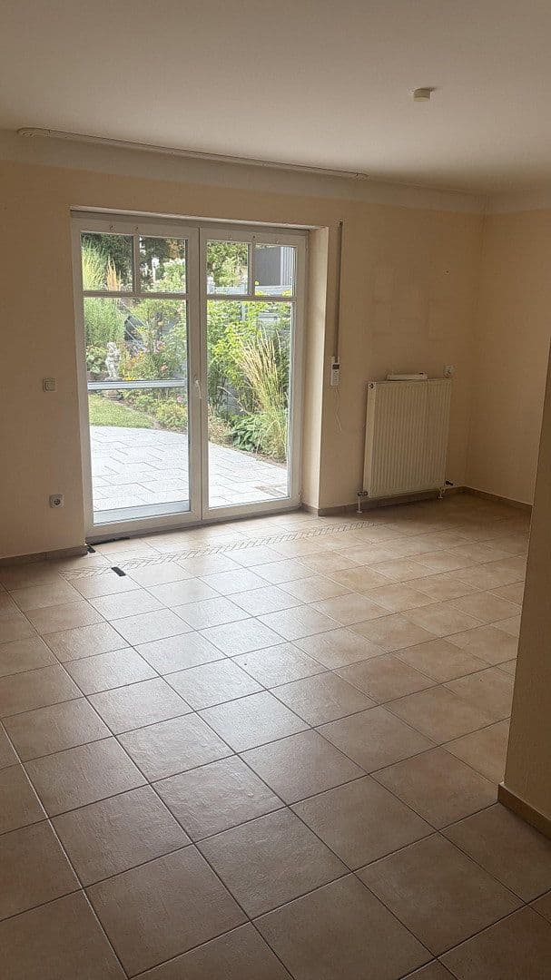 Predaj domu 109 m², pozemok 203 m², Am Schmidfeld 18a, Salzweg, Bavorsko Predaj domu 109 m², pozemok 203 m², Am Schmidfeld 18a, Salzweg, Bavorsko