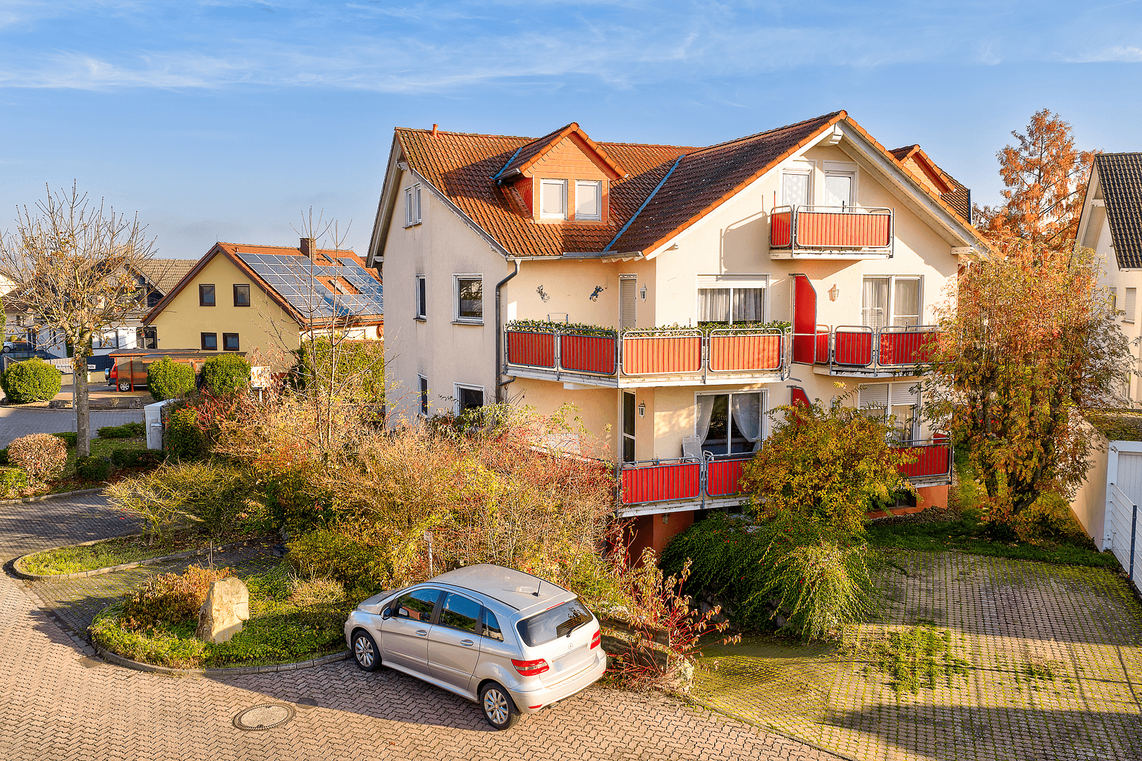 Predaj domu 425 m², pozemok 697 m², Altenstadt, Hesensko Predaj domu 425 m², pozemok 697 m², Altenstadt, Hesensko