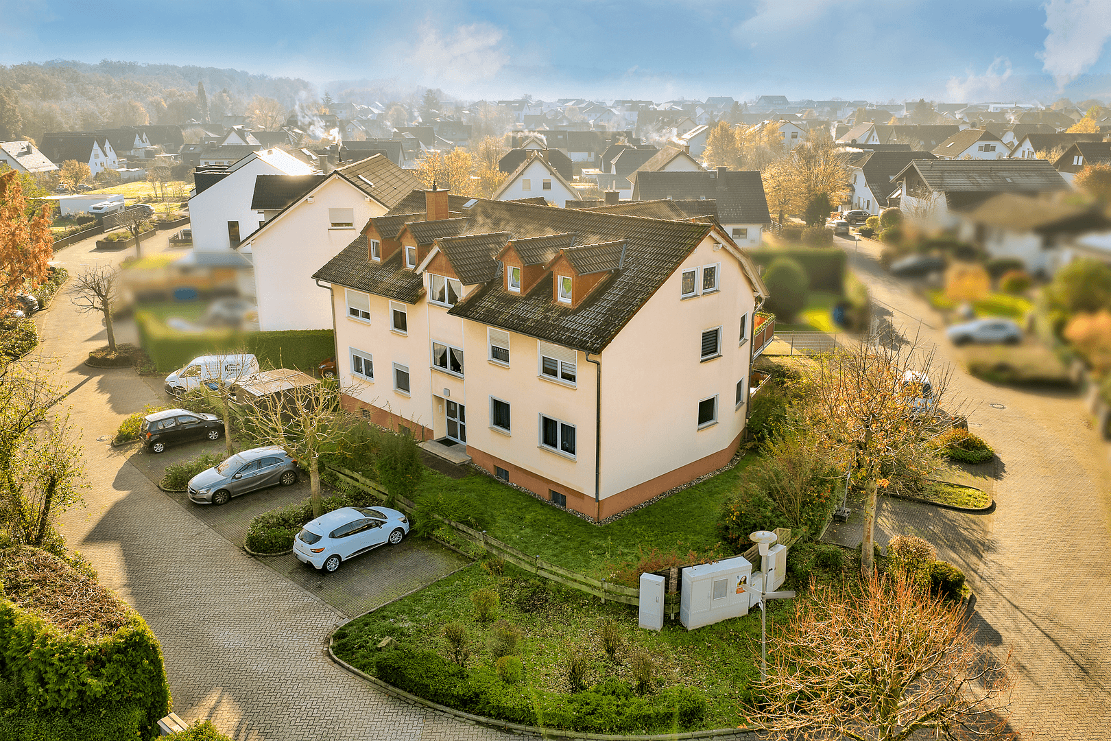 Predaj domu 425 m², pozemok 697 m², Altenstadt, Hesensko Predaj domu 425 m², pozemok 697 m², Altenstadt, Hesensko