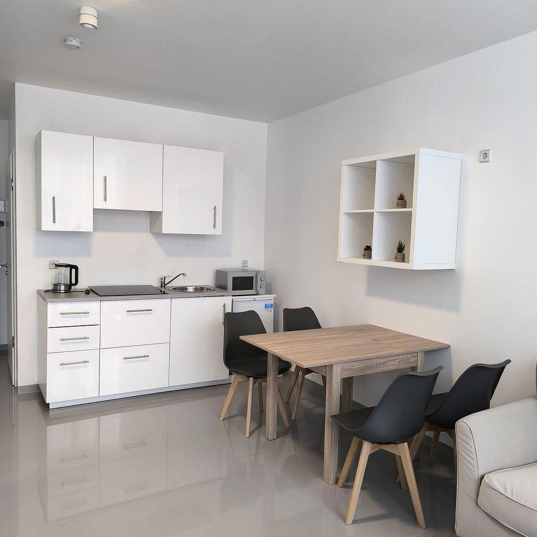 Predaj domu 7.193 m², pozemok 3.026 m², Landsberger Str 16, Halle, Sasko-Anhaltsko Predaj domu 7.193 m², pozemok 3.026 m², Landsberger Str 16, Halle, Sasko-Anhaltsko