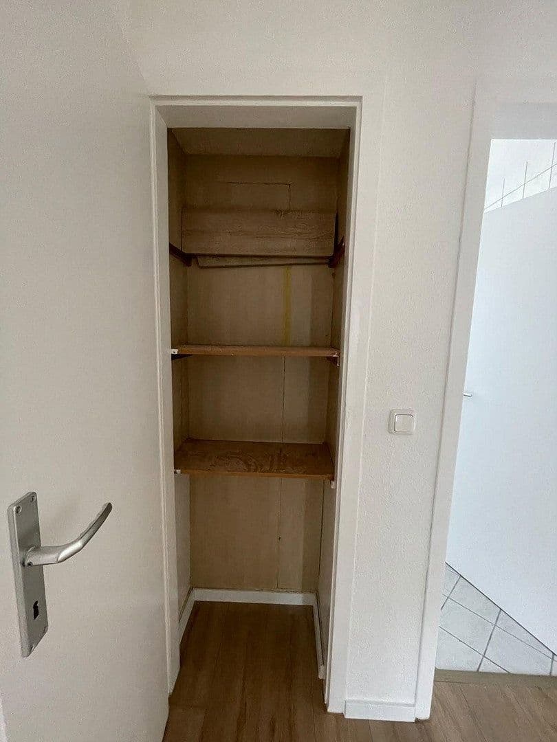 Prenájom bytu 3-izbový 62 m², Vestische Str. 101, Oberhausen, Severné Porýnie - Westfálsko Prenájom bytu 3-izbový 62 m², Vestische Str. 101, Oberhausen, Severné Porýnie - Westfálsko