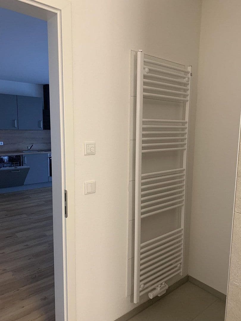 Prenájom bytu 2-izbový 58 m², Lauchheim, Bádensko-Wurttembersko Prenájom bytu 2-izbový 58 m², Lauchheim, Bádensko-Wurttembersko