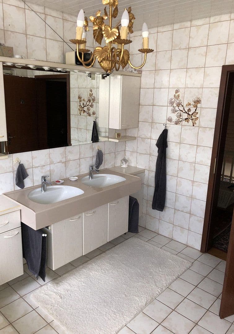 Predaj bytu 5-izbový 160 m², Rottenburg am Neckar, Bádensko-Wurttembersko Predaj bytu 5-izbový 160 m², Rottenburg am Neckar, Bádensko-Wurttembersko
