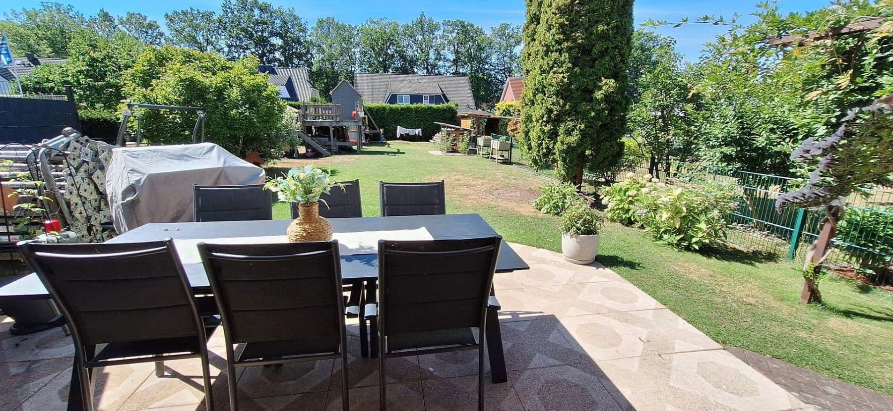 Predaj domu 98 m², pozemok 470 m², Tostedt, Dolné Sasko Predaj domu 98 m², pozemok 470 m², Tostedt, Dolné Sasko