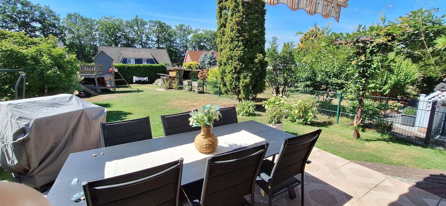 Predaj domu 98 m², pozemok 470 m², Tostedt, Dolné Sasko Predaj domu 98 m², pozemok 470 m², Tostedt, Dolné Sasko