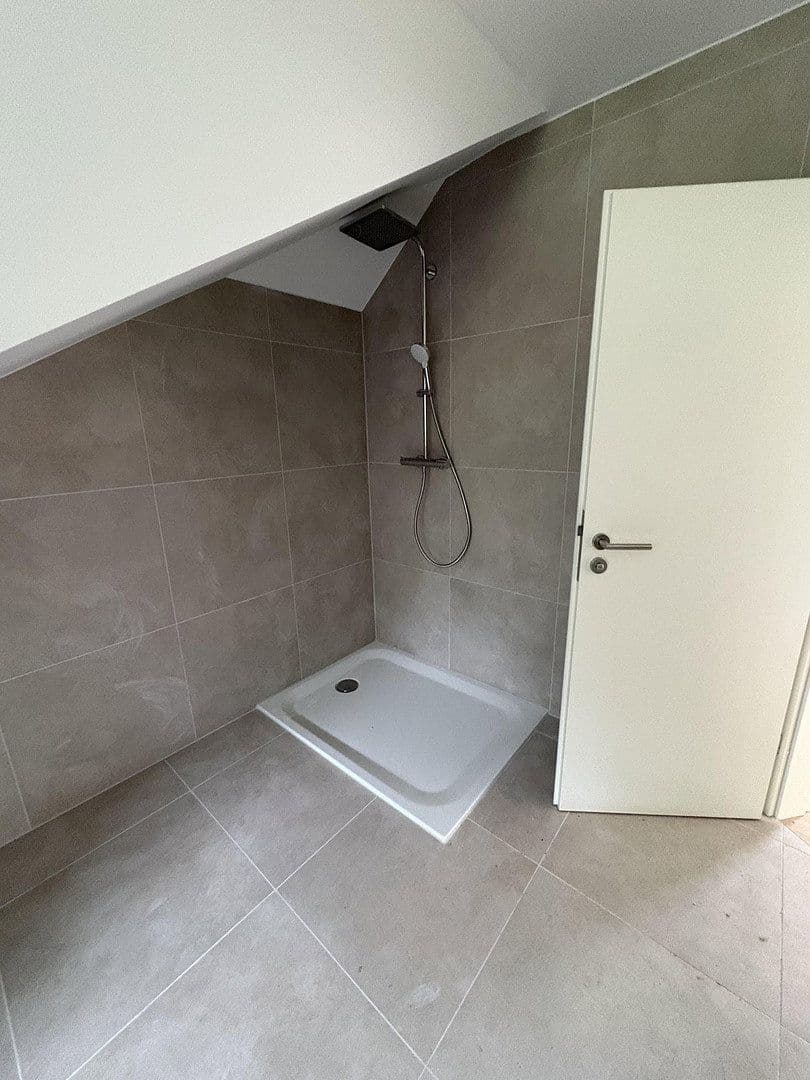 Prenájom bytu 3-izbový 74 m², Brombeerweg 9, Porta Westfalica, Severné Porýnie - Westfálsko Prenájom bytu 3-izbový 74 m², Brombeerweg 9, Porta Westfalica, Severné Porýnie - Westfálsko