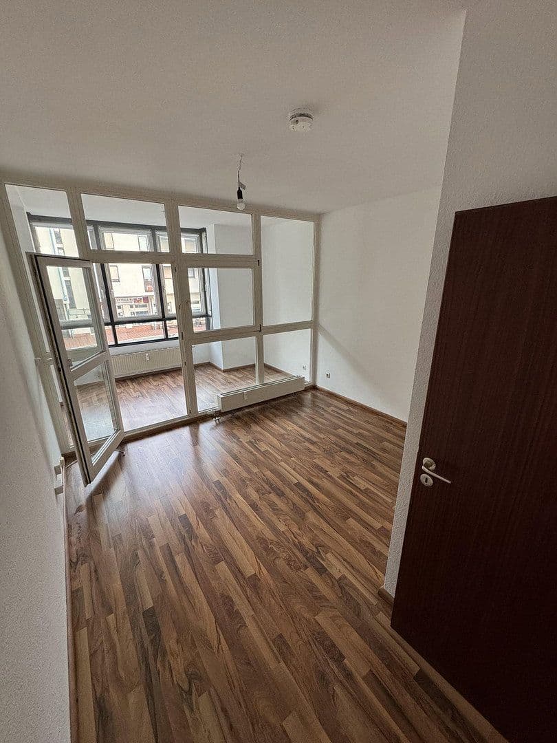 Prenájom bytu 3-izbový 82 m², Badstr. 2, Pfullingen, Bádensko-Wurttembersko Prenájom bytu 3-izbový 82 m², Badstr. 2, Pfullingen, Bádensko-Wurttembersko