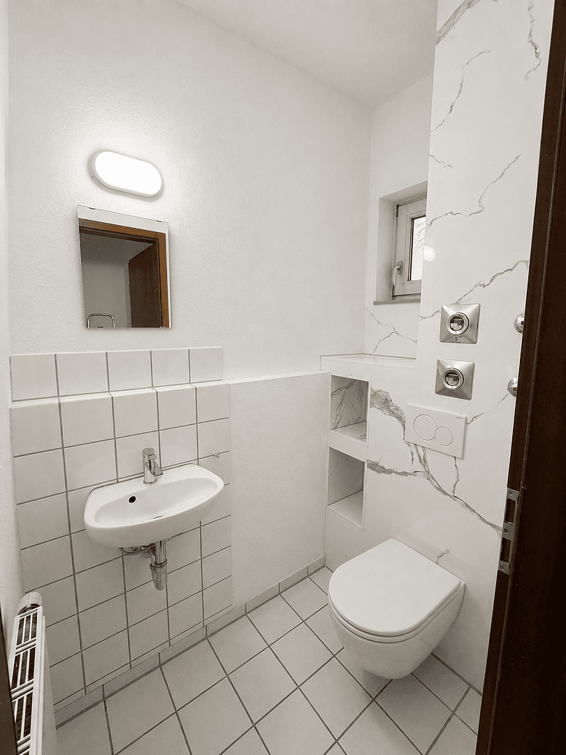 Prenájom bytu 3-izbový 82 m², Badstr. 2, Pfullingen, Bádensko-Wurttembersko Prenájom bytu 3-izbový 82 m², Badstr. 2, Pfullingen, Bádensko-Wurttembersko