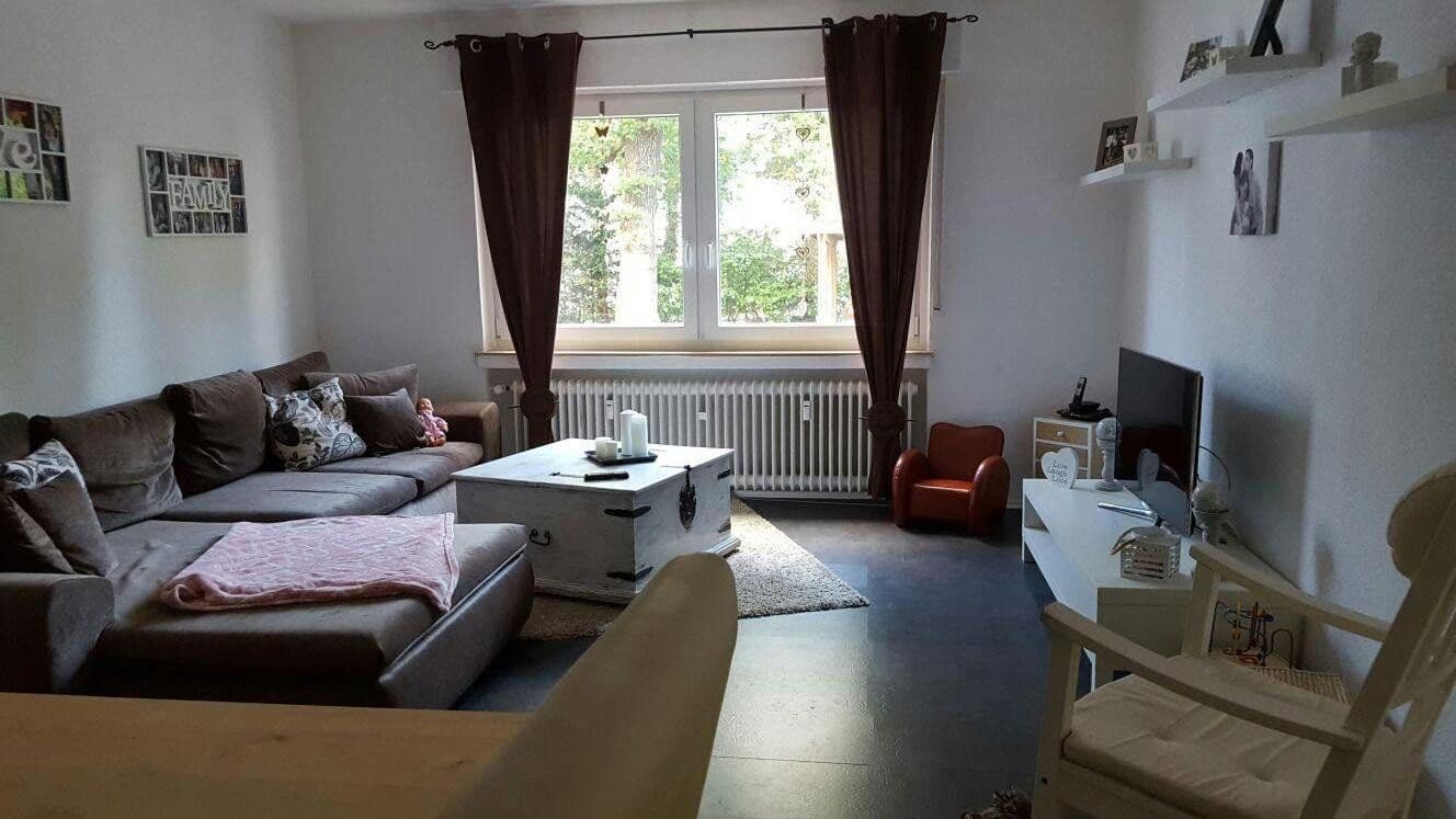 Prenájom bytu 4-izbový 103 m², Reinshagener Str. 106, Remscheid, Severné Porýnie - Westfálsko Prenájom bytu 4-izbový 103 m², Reinshagener Str. 106, Remscheid, Severné Porýnie - Westfálsko