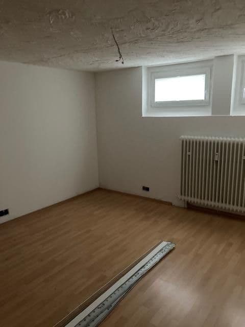 Prenájom bytu 4-izbový 103 m², Reinshagener Str. 106, Remscheid, Severné Porýnie - Westfálsko Prenájom bytu 4-izbový 103 m², Reinshagener Str. 106, Remscheid, Severné Porýnie - Westfálsko