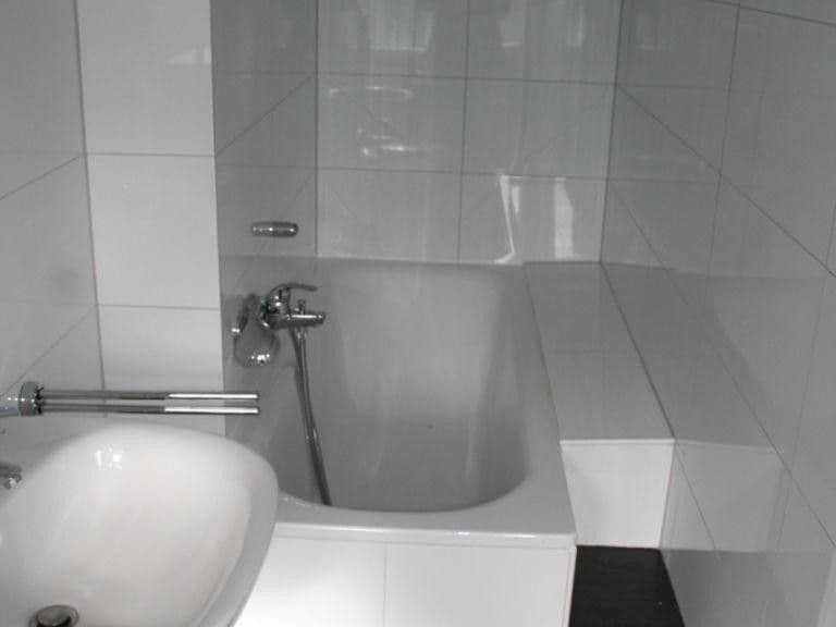 Prenájom bytu 4-izbový 103 m², Reinshagener Str. 106, Remscheid, Severné Porýnie - Westfálsko Prenájom bytu 4-izbový 103 m², Reinshagener Str. 106, Remscheid, Severné Porýnie - Westfálsko