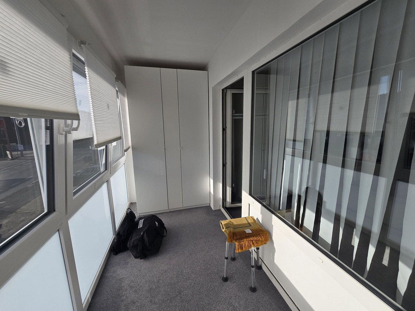 Prenájom bytu 1-izbový 46 m², Langenfeld (Rheinland), Severné Porýnie - Westfálsko Prenájom bytu 1-izbový 46 m², Langenfeld (Rheinland), Severné Porýnie - Westfálsko
