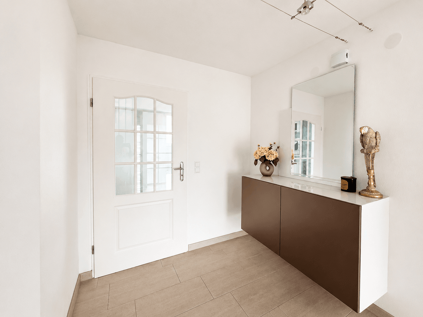 Predaj domu 177 m², pozemok 1.014 m², Im Schlossgarten 10, Gottmadingen, Bádensko-Wurttembersko Predaj domu 177 m², pozemok 1.014 m², Im Schlossgarten 10, Gottmadingen, Bádensko-Wurttembersko