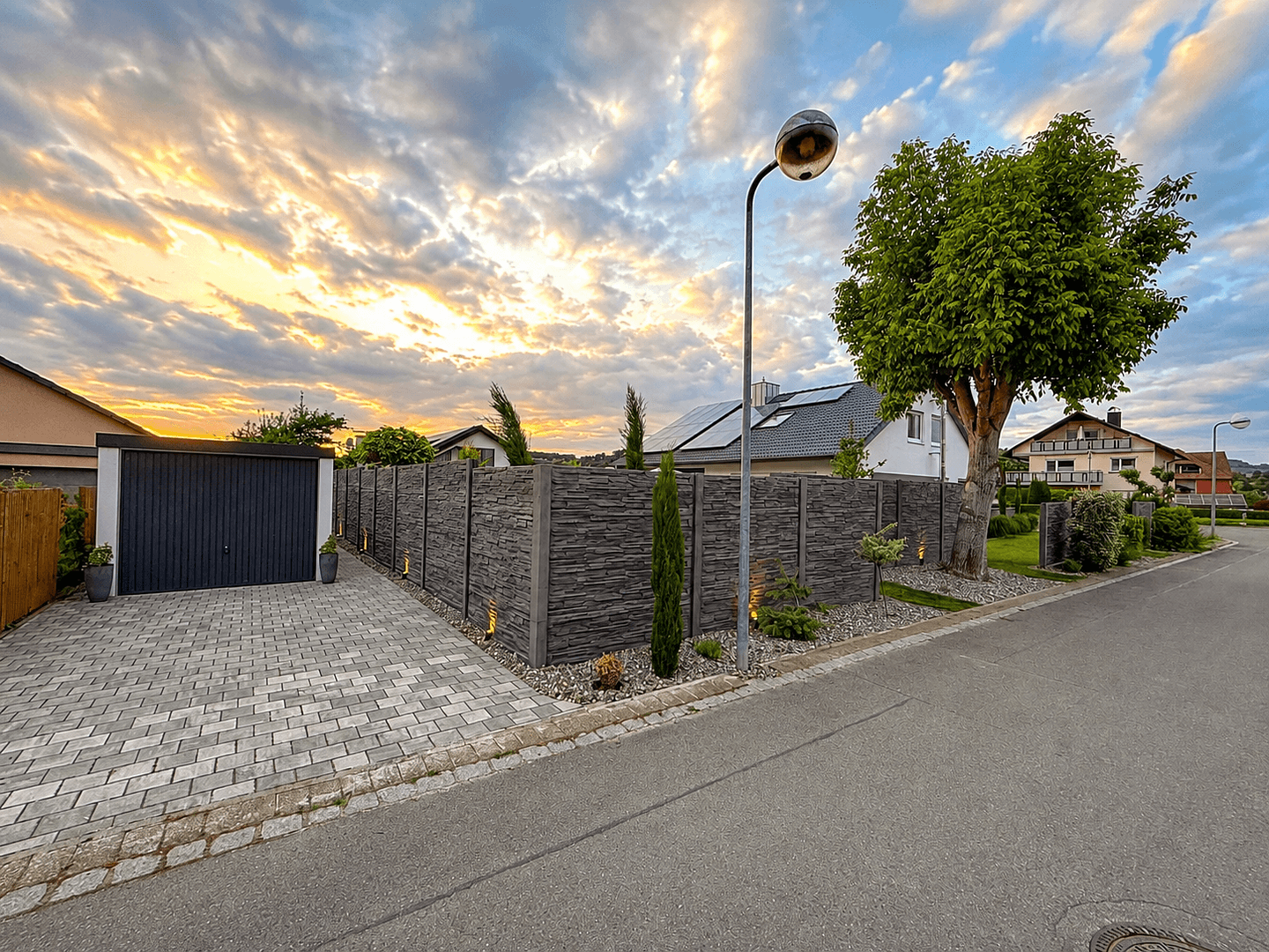 Predaj domu 177 m², pozemok 1.014 m², Im Schlossgarten 10, Gottmadingen, Bádensko-Wurttembersko Predaj domu 177 m², pozemok 1.014 m², Im Schlossgarten 10, Gottmadingen, Bádensko-Wurttembersko