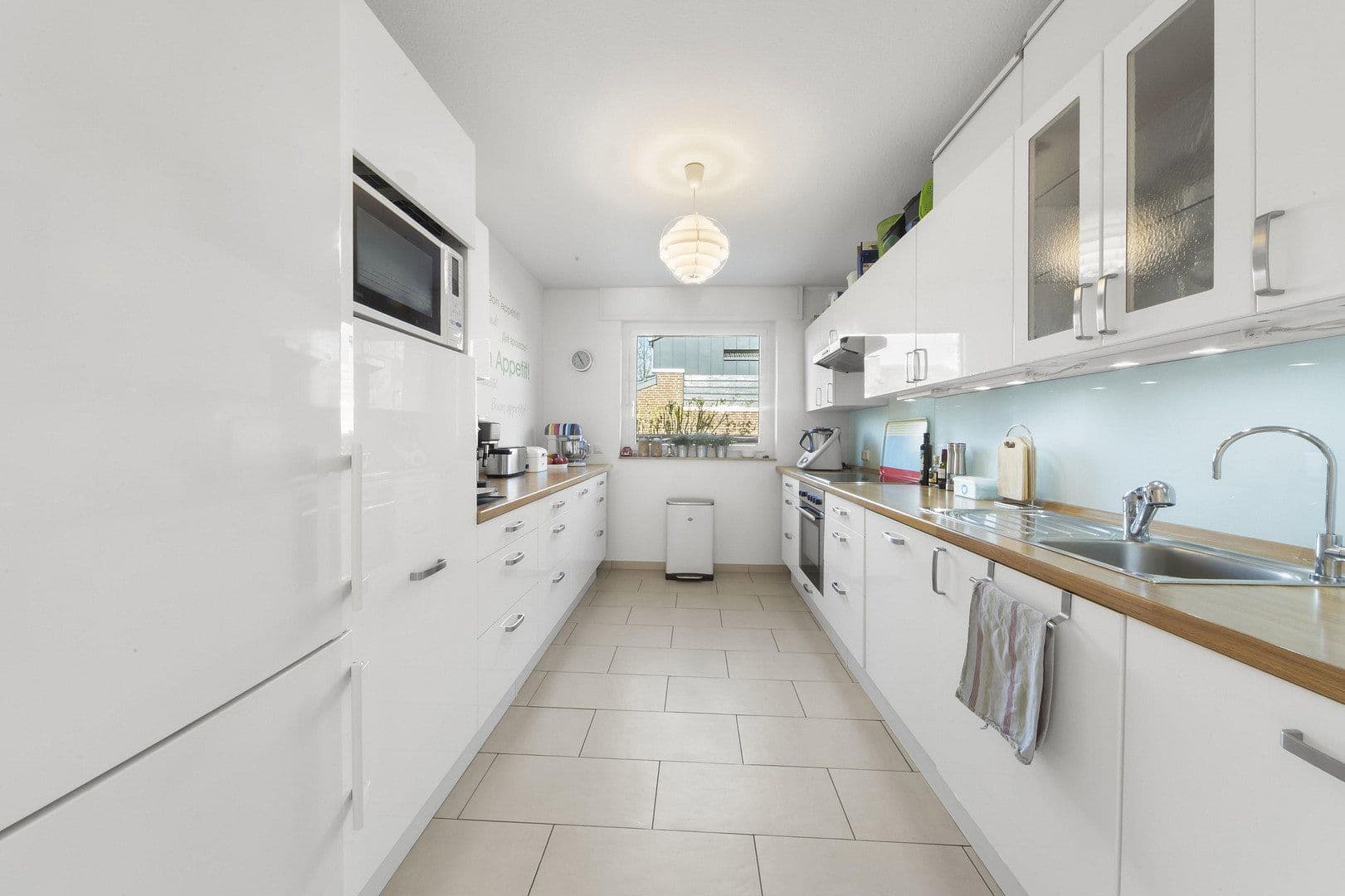 Predaj domu 160 m², pozemok 337 m², Burgwedel, Dolné Sasko Predaj domu 160 m², pozemok 337 m², Burgwedel, Dolné Sasko