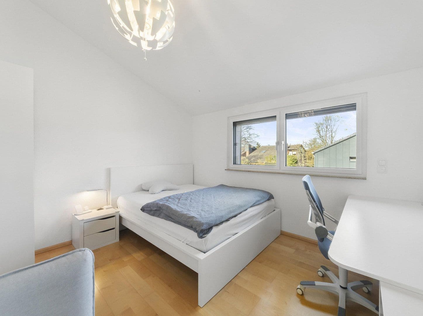 Predaj domu 160 m², pozemok 337 m², Burgwedel, Dolné Sasko Predaj domu 160 m², pozemok 337 m², Burgwedel, Dolné Sasko