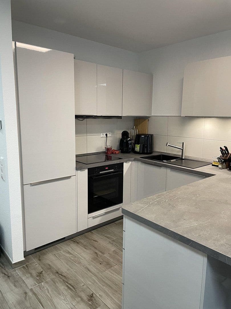Prenájom bytu 2-izbový 53 m², Kapellenstraße 27, Rastatt, Bádensko-Wurttembersko Prenájom bytu 2-izbový 53 m², Kapellenstraße 27, Rastatt, Bádensko-Wurttembersko