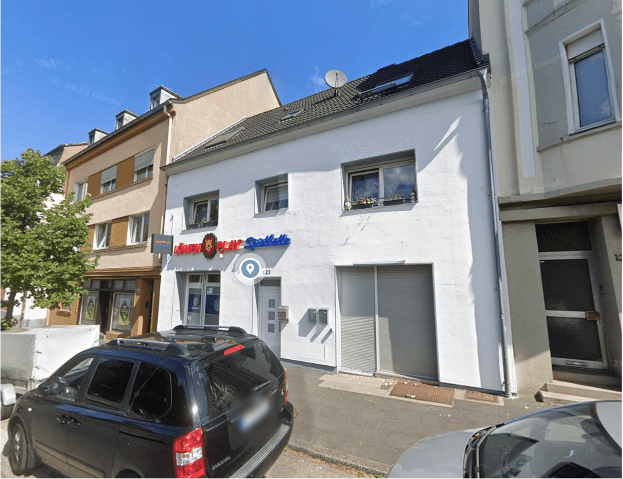Predaj domu 399 m², pozemok 419 m², Essen, Severné Porýnie - Westfálsko Predaj domu 399 m², pozemok 419 m², Essen, Severné Porýnie - Westfálsko