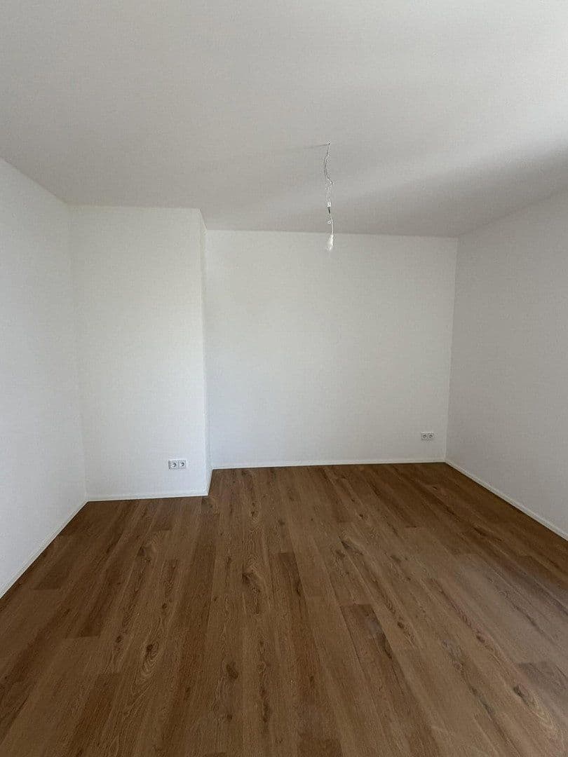 Prenájom bytu 2-izbový 36 m², München, Bavorsko Prenájom bytu 2-izbový 36 m², München, Bavorsko
