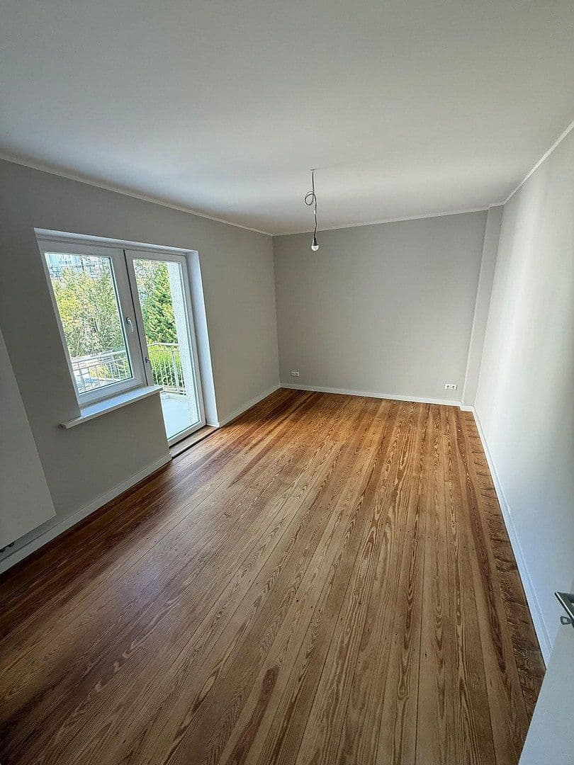 Prenájom bytu 3-izbový 66 m², Hamburg, Hamburg Prenájom bytu 3-izbový 66 m², Hamburg, Hamburg