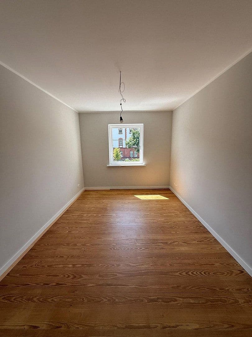 Prenájom bytu 3-izbový 66 m², Hamburg, Hamburg Prenájom bytu 3-izbový 66 m², Hamburg, Hamburg