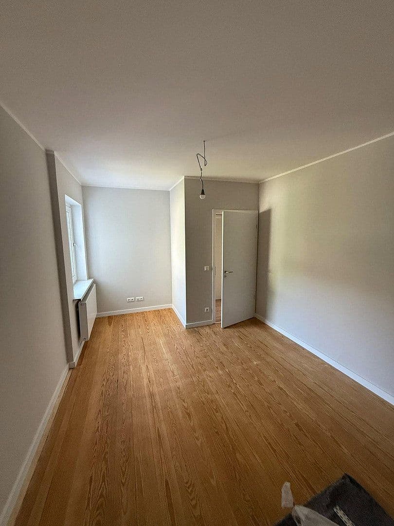 Prenájom bytu 3-izbový 66 m², Hamburg, Hamburg Prenájom bytu 3-izbový 66 m², Hamburg, Hamburg