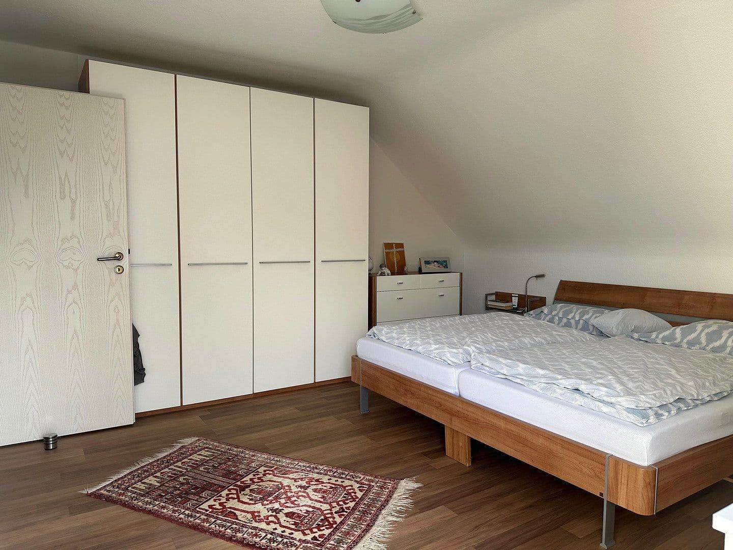 Predaj domu 231 m², pozemok 661 m², Karlsruhe, Bádensko-Wurttembersko Predaj domu 231 m², pozemok 661 m², Karlsruhe, Bádensko-Wurttembersko