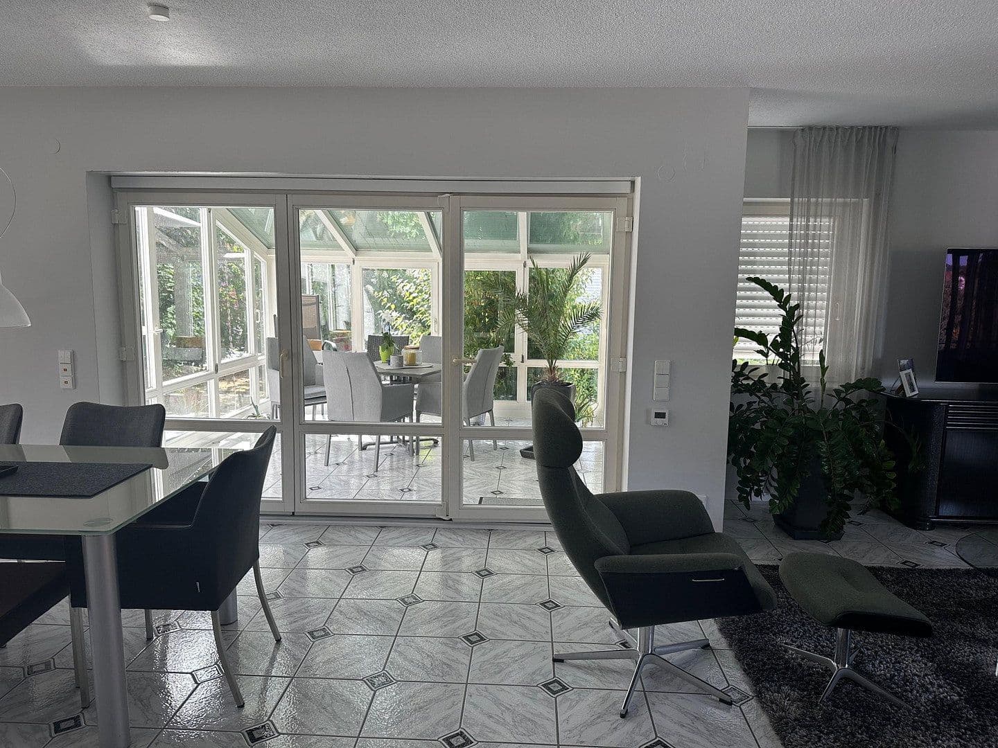 Predaj domu 231 m², pozemok 661 m², Karlsruhe, Bádensko-Wurttembersko Predaj domu 231 m², pozemok 661 m², Karlsruhe, Bádensko-Wurttembersko