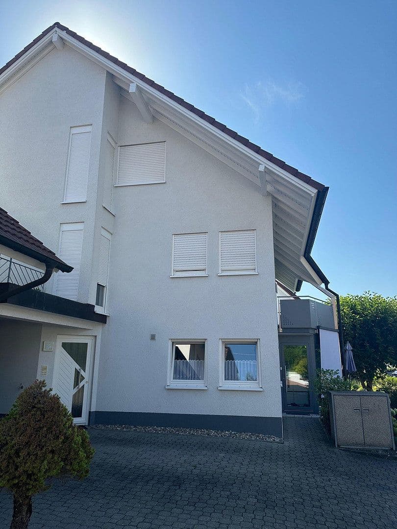 Predaj domu 231 m², pozemok 661 m², Karlsruhe, Bádensko-Wurttembersko Predaj domu 231 m², pozemok 661 m², Karlsruhe, Bádensko-Wurttembersko