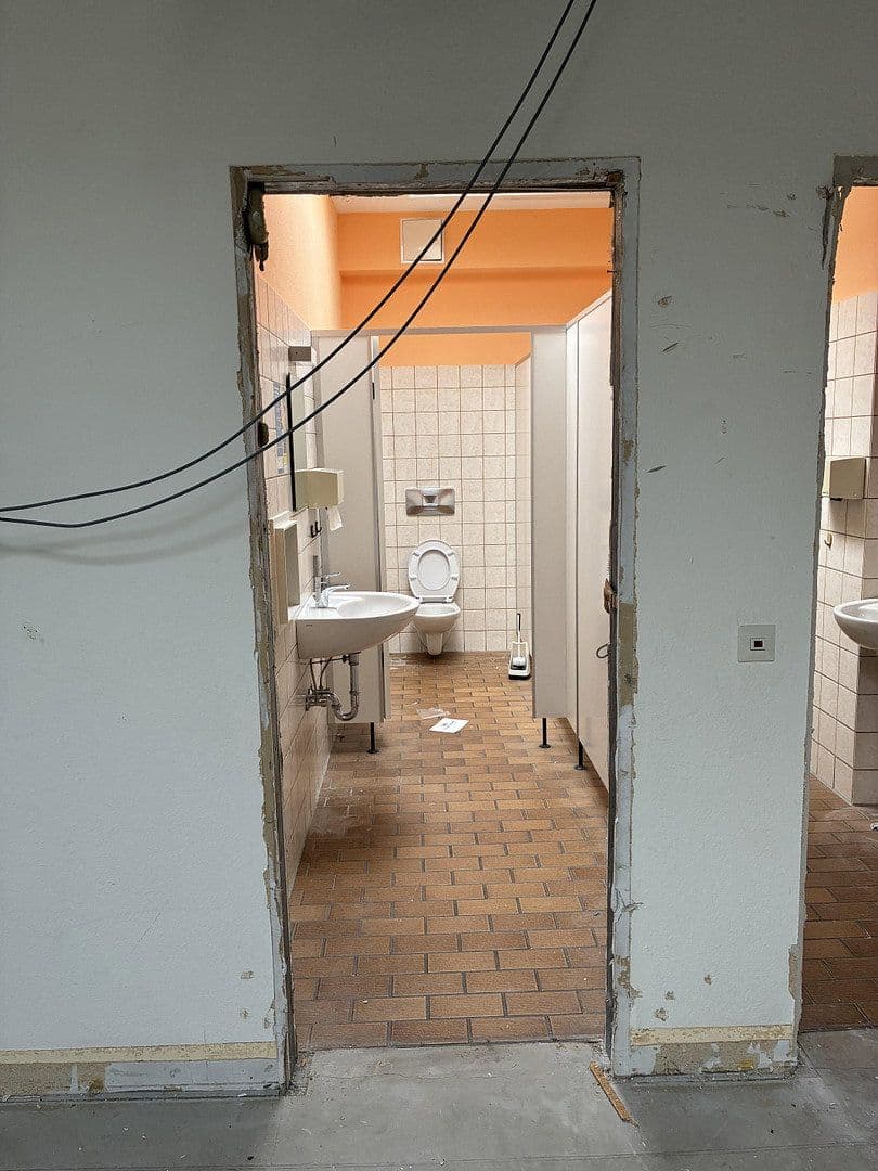 Prenájom kancelárie 220 m², Salinenstrasse 35a, Bad Kreuznach, Porýnie-Falcko Prenájom kancelárie 220 m², Salinenstrasse 35a, Bad Kreuznach, Porýnie-Falcko