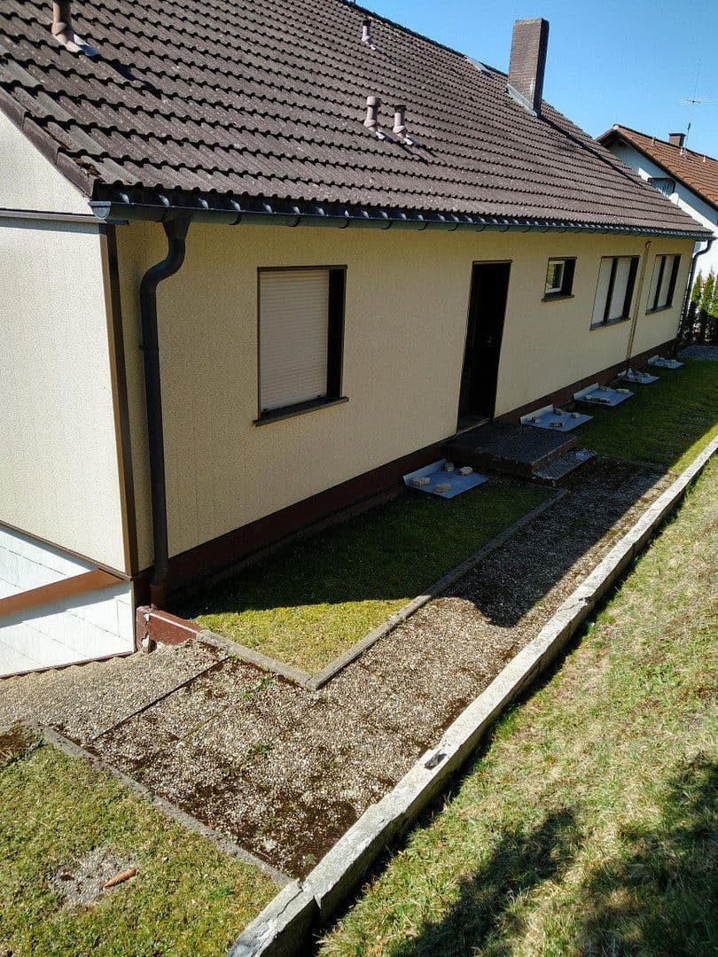 Predaj domu 237 m², pozemok 980 m², Furtwangen im Schwarzwald, Bádensko-Wurttembersko Predaj domu 237 m², pozemok 980 m², Furtwangen im Schwarzwald, Bádensko-Wurttembersko