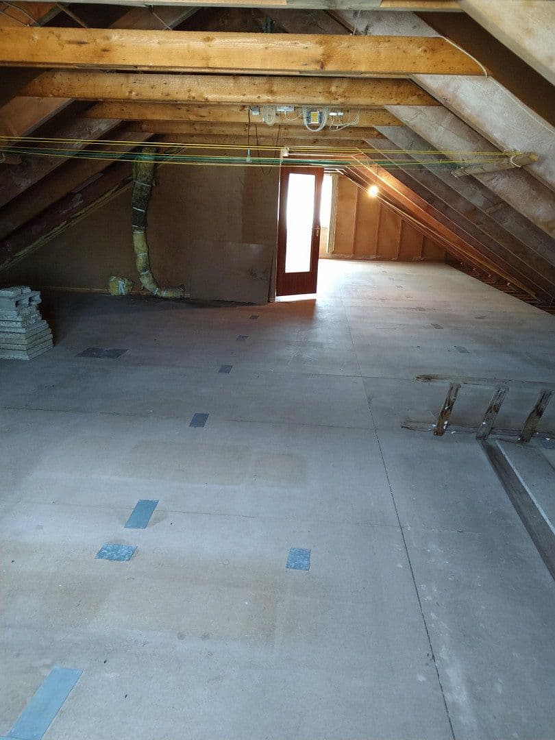 Predaj domu 237 m², pozemok 980 m², Furtwangen im Schwarzwald, Bádensko-Wurttembersko Predaj domu 237 m², pozemok 980 m², Furtwangen im Schwarzwald, Bádensko-Wurttembersko