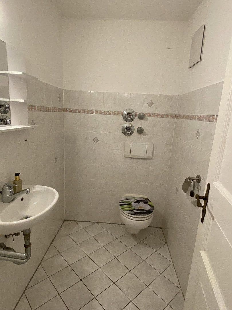 Prenájom bytu 3-izbový 90 m², Königsdorf, Bavorsko Prenájom bytu 3-izbový 90 m², Königsdorf, Bavorsko