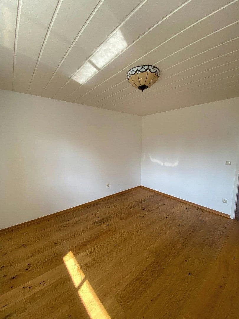 Prenájom domu 128 m², pozemok 276 m², Carl-Fohr-Str. 1e, Miesbach, Bavorsko Prenájom domu 128 m², pozemok 276 m², Carl-Fohr-Str. 1e, Miesbach, Bavorsko