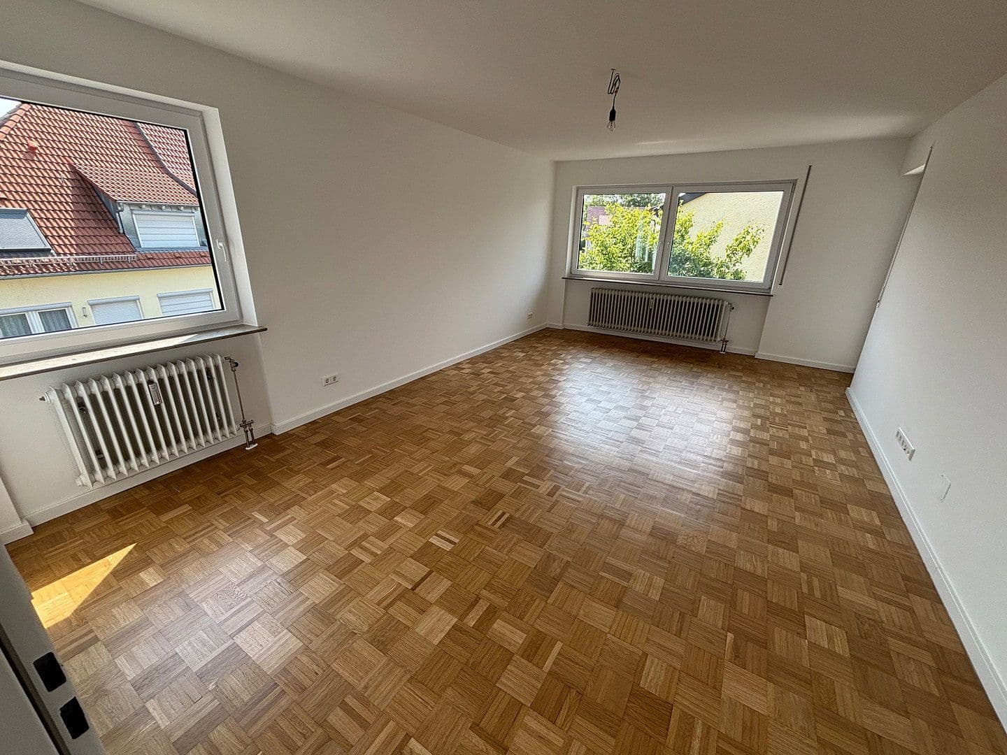 Prenájom bytu 3-izbový 89 m², Korntal-Münchingen, Bádensko-Wurttembersko Prenájom bytu 3-izbový 89 m², Korntal-Münchingen, Bádensko-Wurttembersko